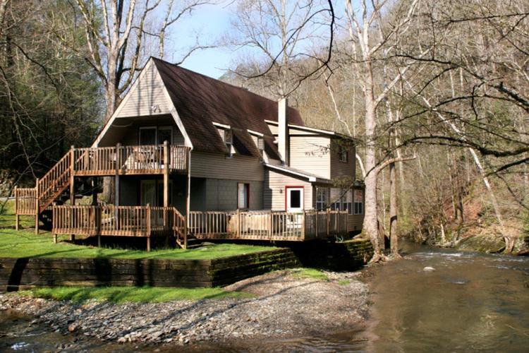 Brook Trout Chalet, 2 Bedrooms, Sleeps 9, On The Water Севьервилл Экстерьер фото